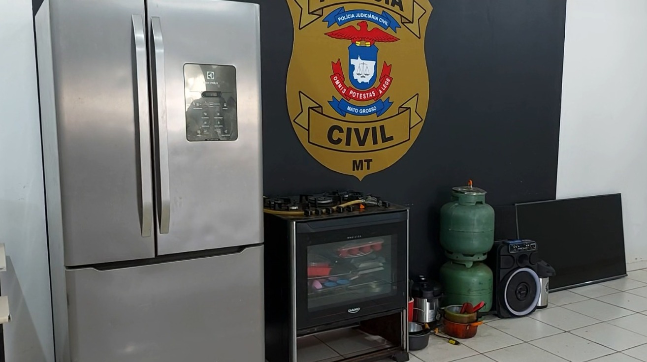 materiais apreendidos na casa da tia de um dos suspeitos- Foto: Erlan Pereira